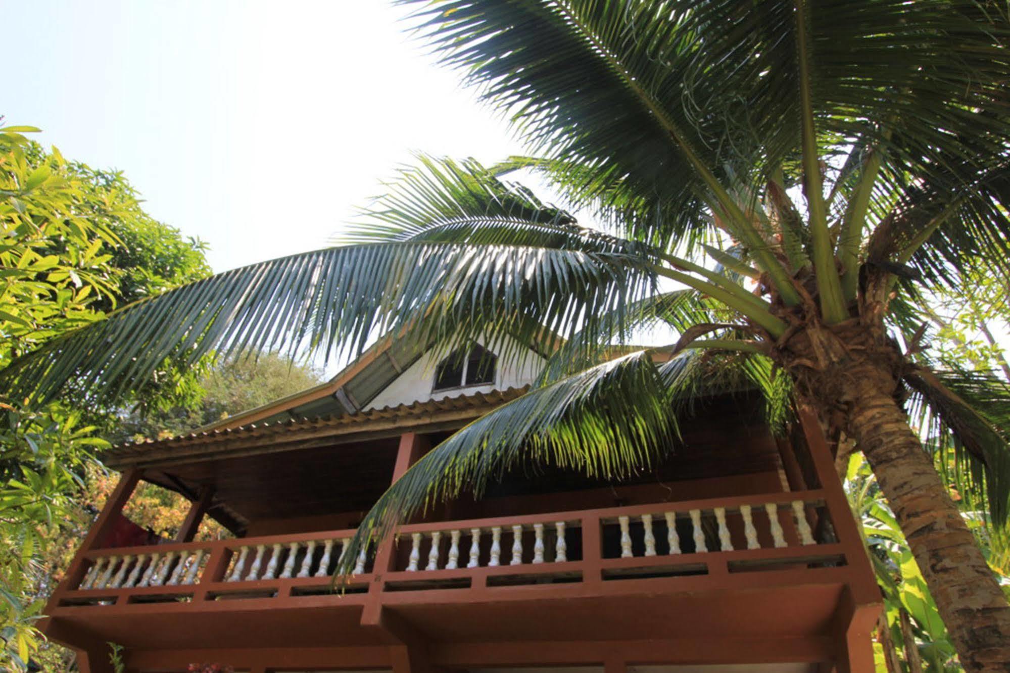 Chomjan Resort Koh Phayam Exterior foto